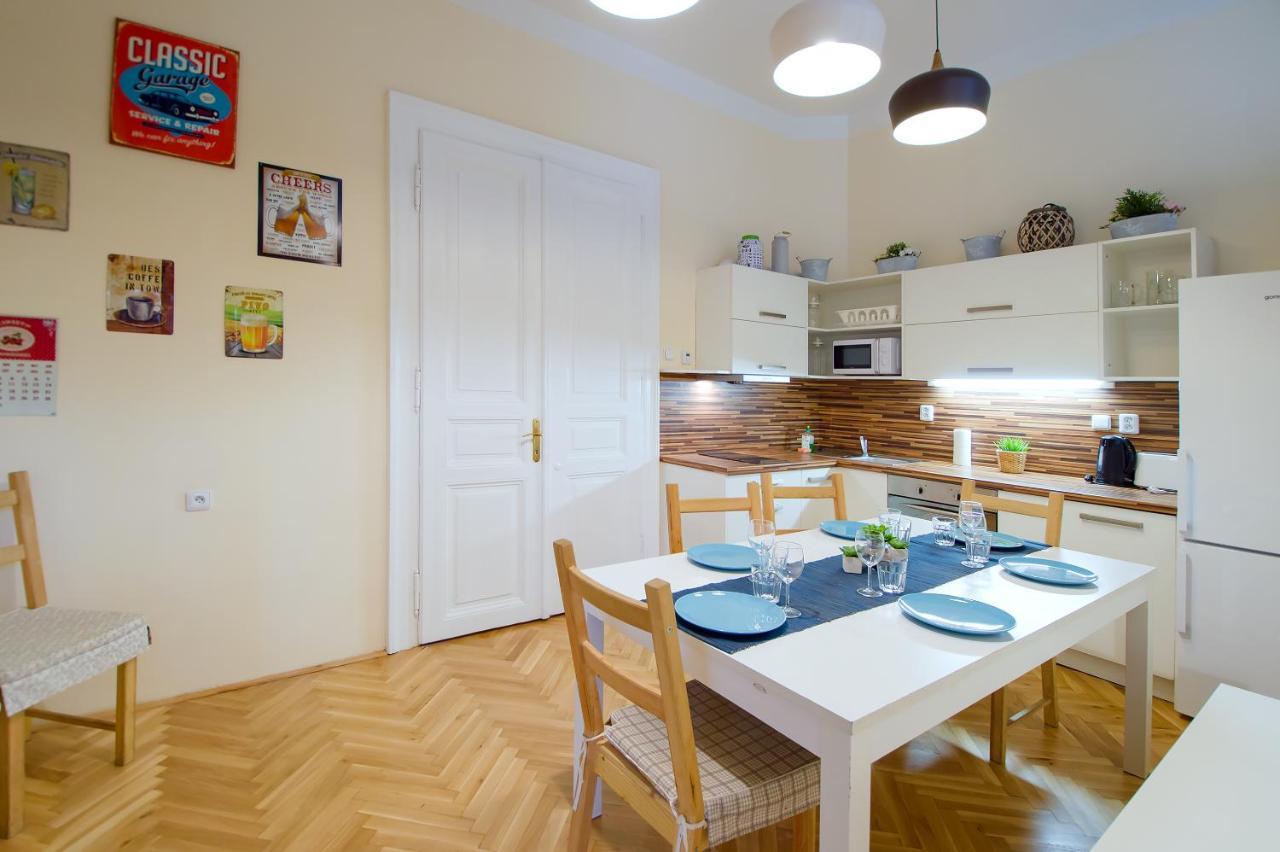 City Center Apartment Legerova Prague Exterior photo